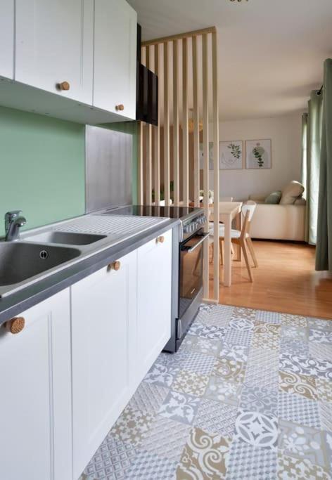 Appartamento Sesame Duplex Disneyland Paris Netflix 6 Personnes Et 1 Bebe Avec Parking Bailly-Romainvilliers Esterno foto