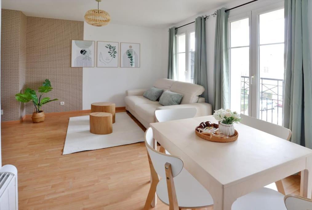 Appartamento Sesame Duplex Disneyland Paris Netflix 6 Personnes Et 1 Bebe Avec Parking Bailly-Romainvilliers Esterno foto